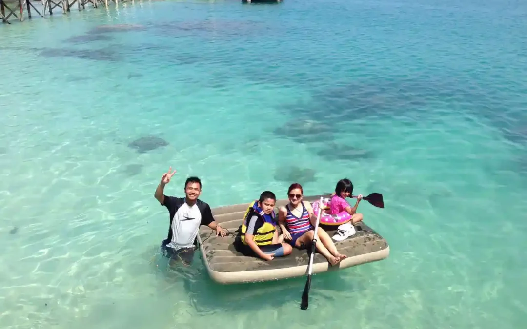 Ulang Tahun di Pantai Jadi Momen Spesial Bersama Keluarga